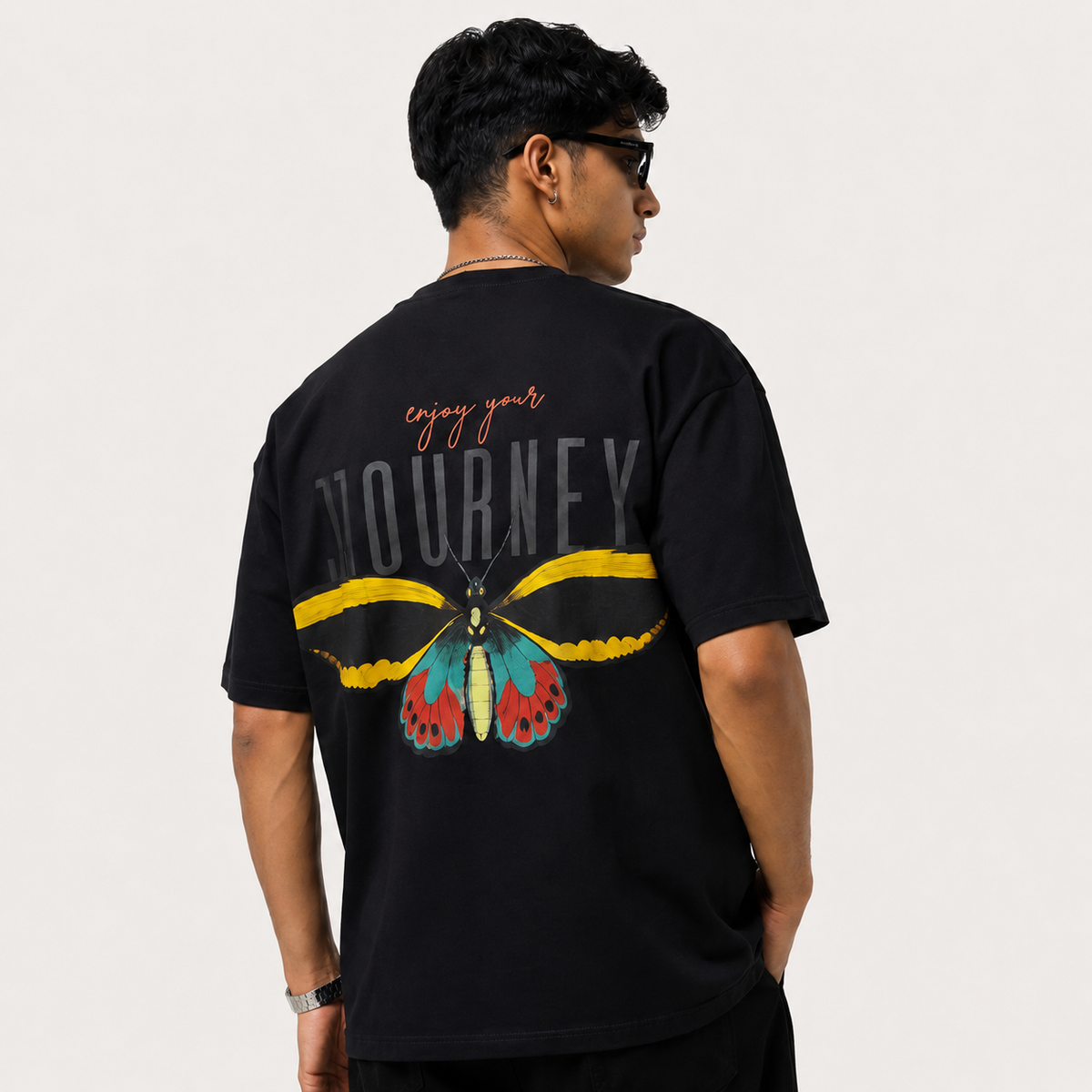 Drapes Corner Dragon fly T-shirt